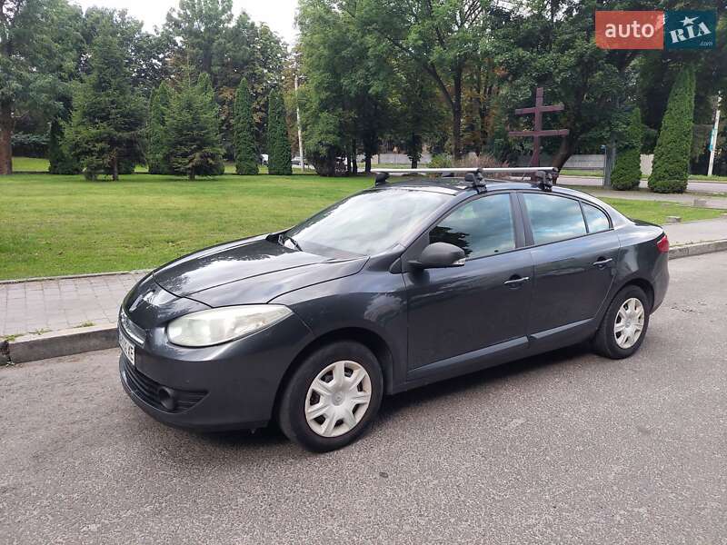 Седан Renault Fluence 2011 в Львове