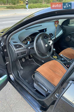 Седан Renault Fluence 2010 в Кропивницком
