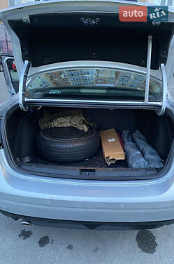 Седан Renault Fluence 2010 в 