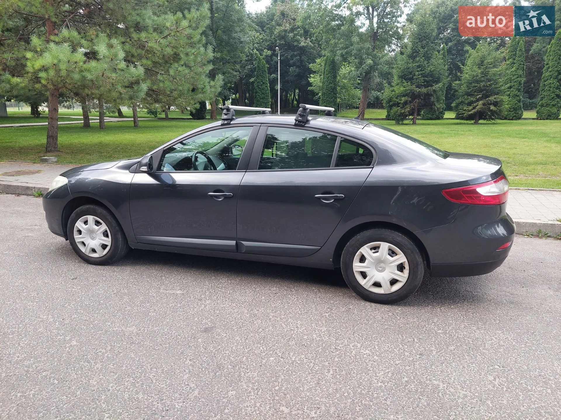 2011 Renault Fluence - мініатюра 33