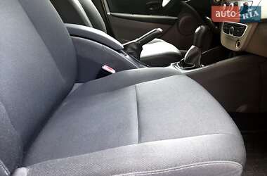 Седан Renault Fluence 2011 в 