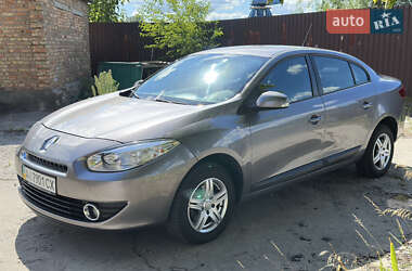 Седан Renault Fluence 2012 в 