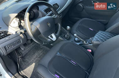 Седан Renault Fluence 2012 в 
