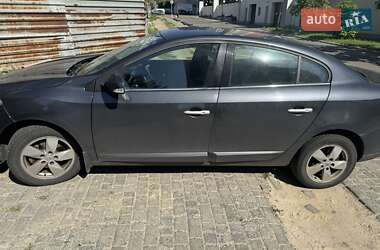 Седан Renault Fluence 2012 в 
