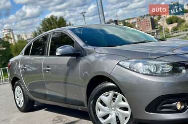Седан Renault Fluence 2013 в 