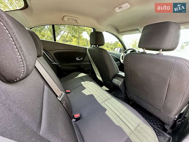 Седан Renault Fluence 2013 в Виннице