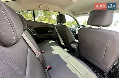 Седан Renault Fluence 2013 в 