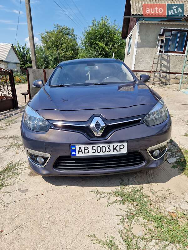 Седан Renault Fluence 2015 в 