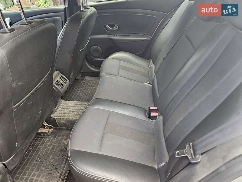 Седан Renault Fluence 2012 в Ровно