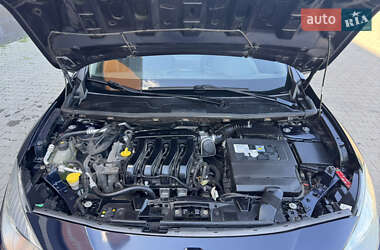 Седан Renault Fluence 2012 в 