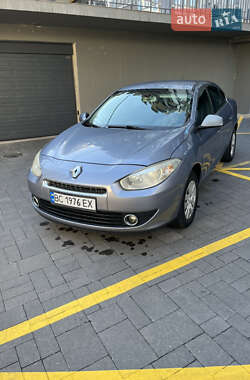 Седан Renault Fluence 2010 в 