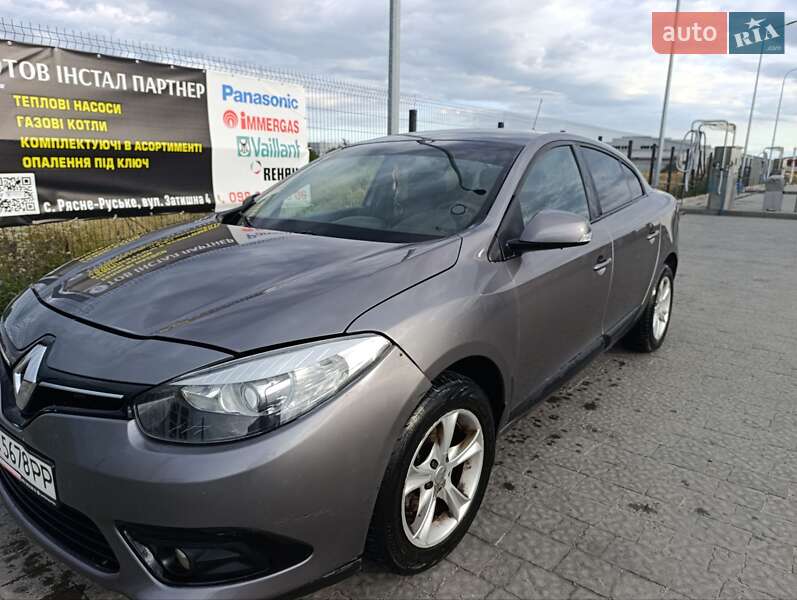 Седан Renault Fluence 2013 в Львові