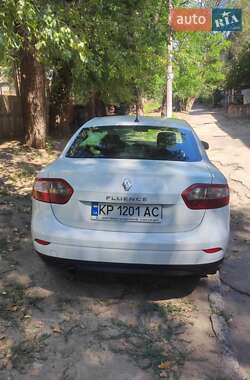 Седан Renault Fluence 2012 в 
