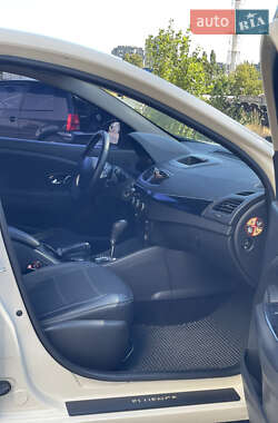 Седан Renault Fluence 2013 в 