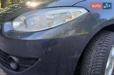 Седан Renault Fluence 2011 в 