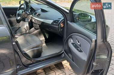 Седан Renault Fluence 2011 в 