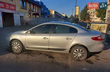 Седан Renault Fluence 2010 в Чернигове