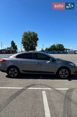 Седан Renault Fluence 2016 в 