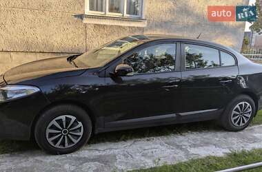Седан Renault Fluence 2012 в 