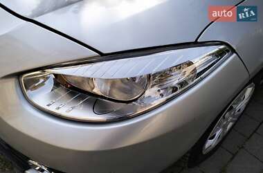 Седан Renault Fluence 2011 в 
