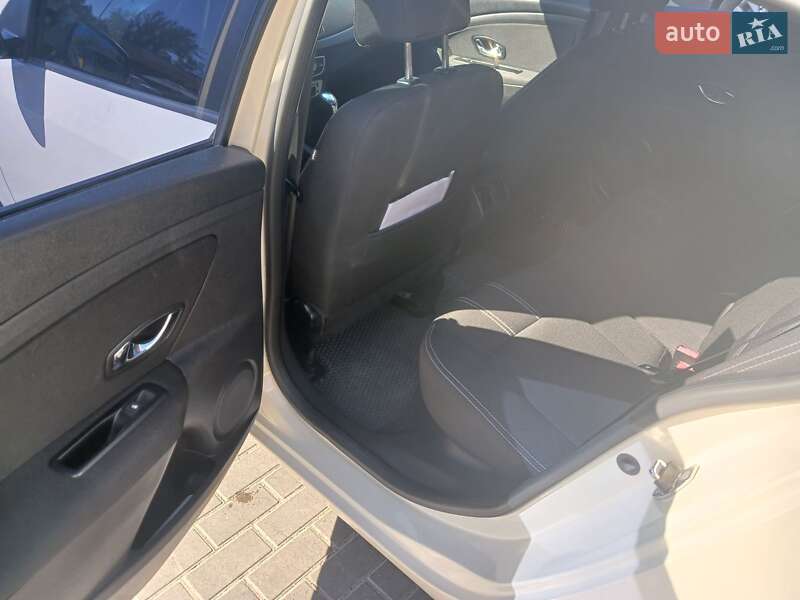 Седан Renault Fluence 2013 в Днепре фото 10 Седан Renault Fluence 2013 в Днепре