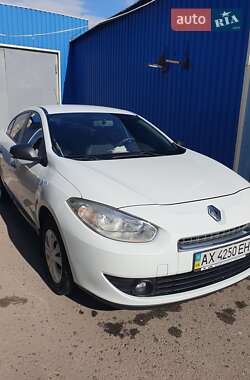 Седан Renault Fluence 2011 в 