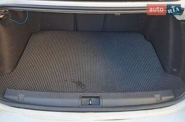 Седан Renault Fluence 2012 в 