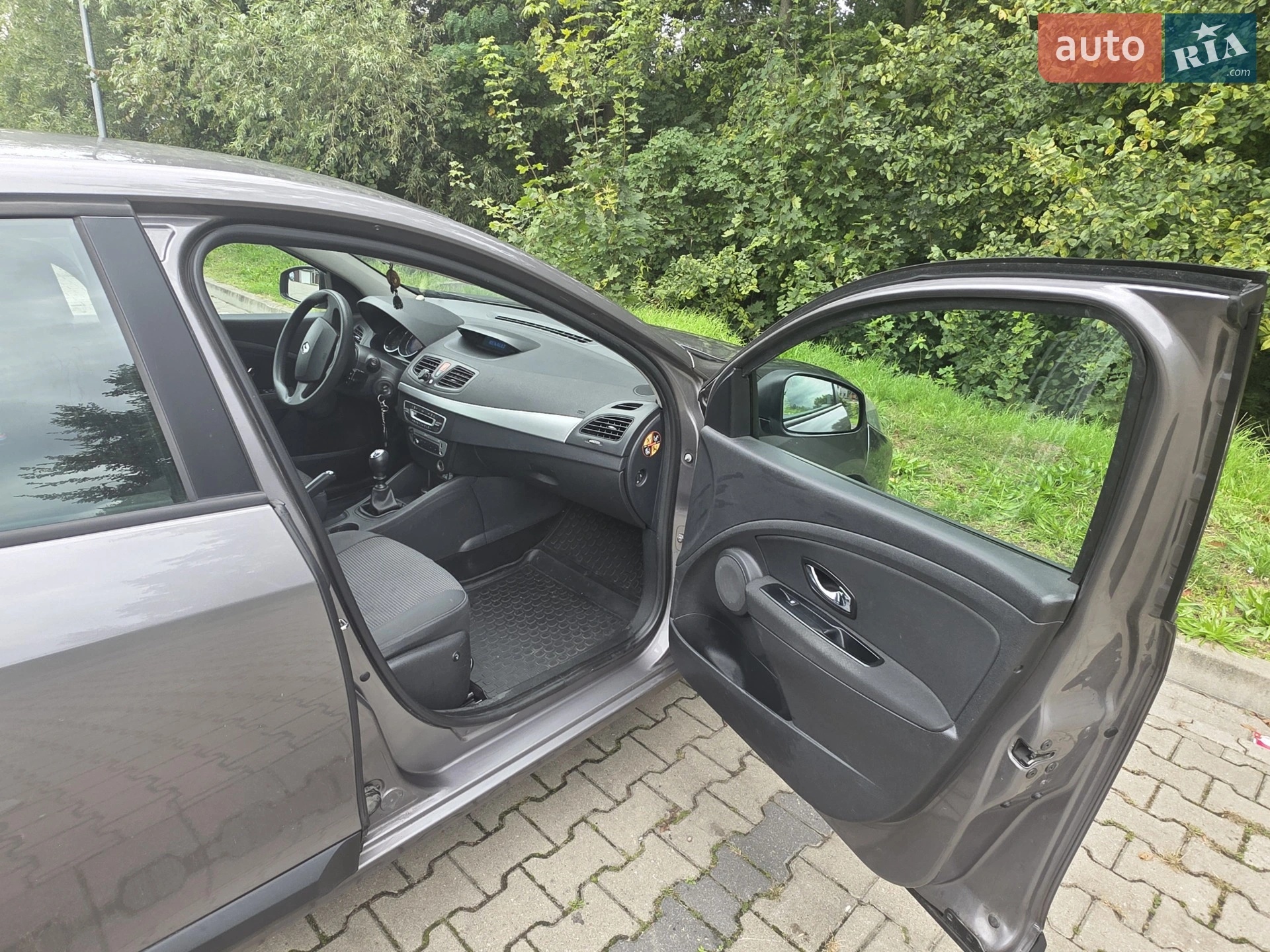 Renault Fluence 2013 VIN VF1LZBB0649955410 фото оголошення 17 з 26
