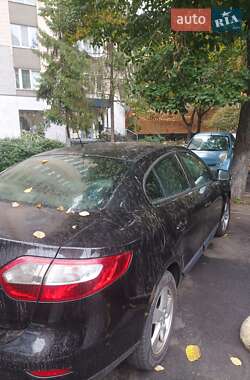 Седан Renault Fluence 2011 в 