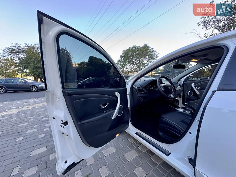 Седан Renault Fluence 2011 в Одессе
