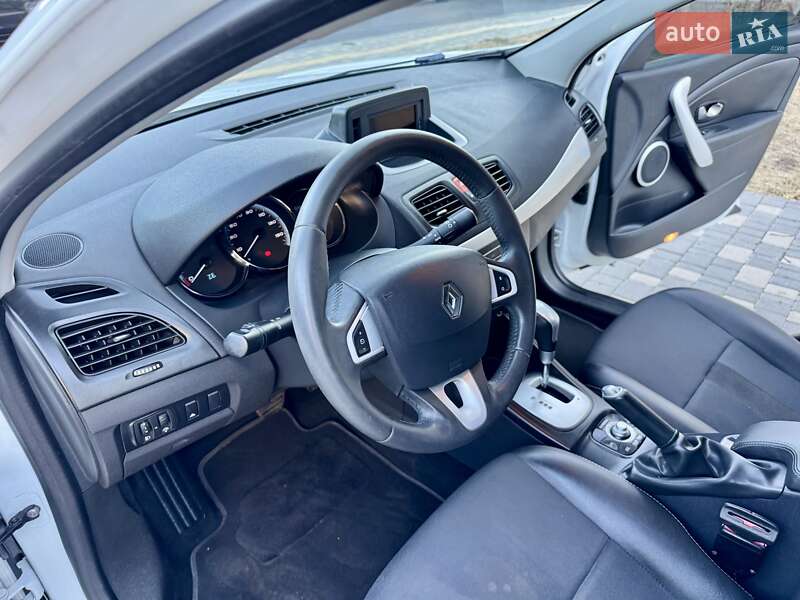 Седан Renault Fluence 2011 в Одессе