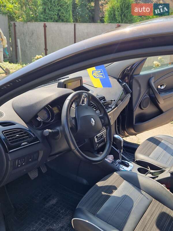 Седан Renault Fluence 2015 в Крыжополе