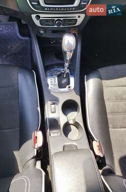 Седан Renault Fluence 2014 в 