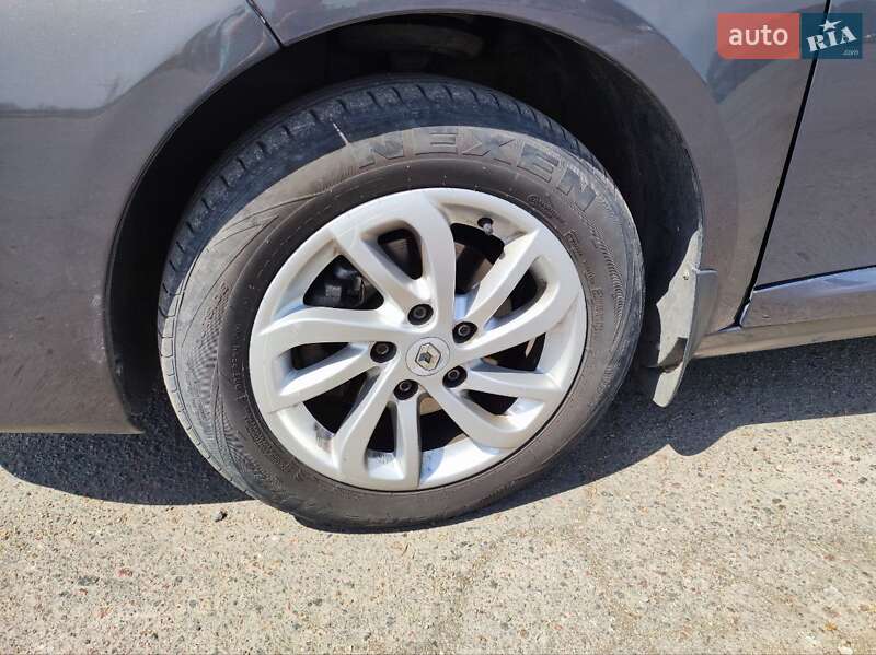 Седан Renault Fluence 2014 в Николаеве