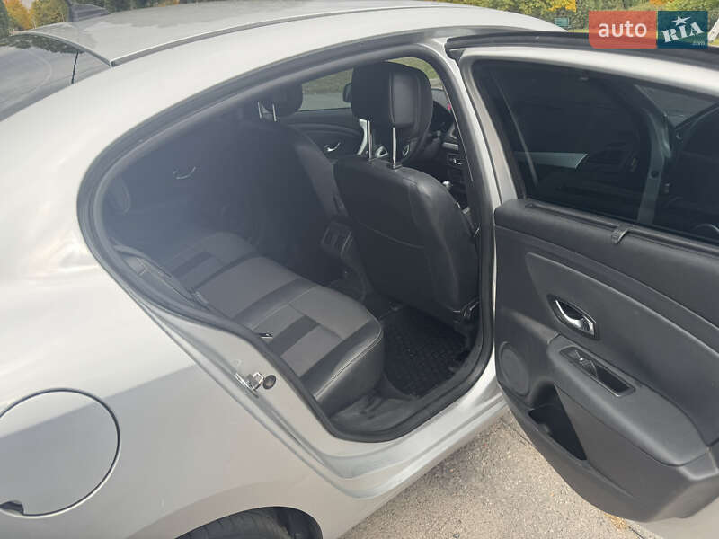 Седан Renault Fluence 2010 в Горишних Плавнях