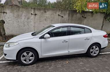 Седан Renault Fluence 2011 в 