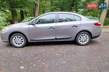 Седан Renault Fluence 2011 в 