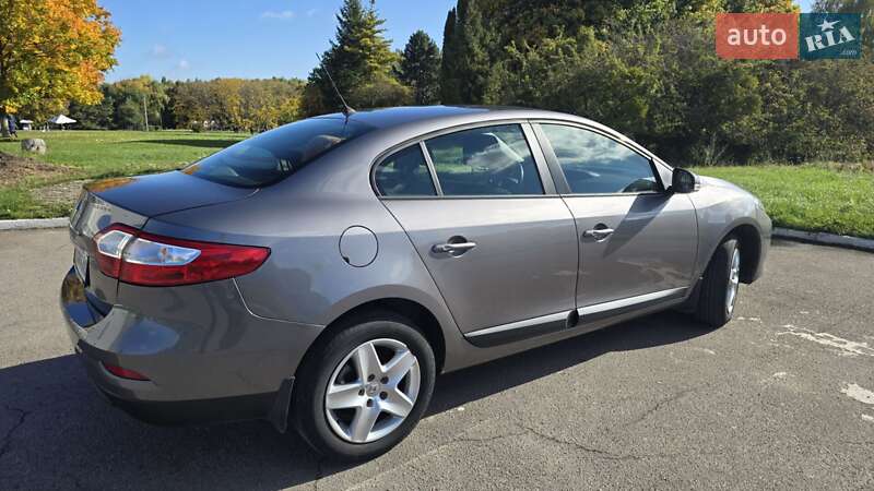 Седан Renault Fluence 2016 в Ровно