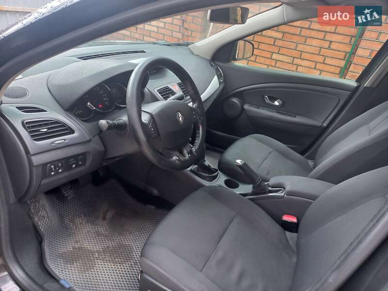 Седан Renault Fluence 2010 в Хмельницком фото 9 Седан Renault Fluence 2010 в Хмельницком