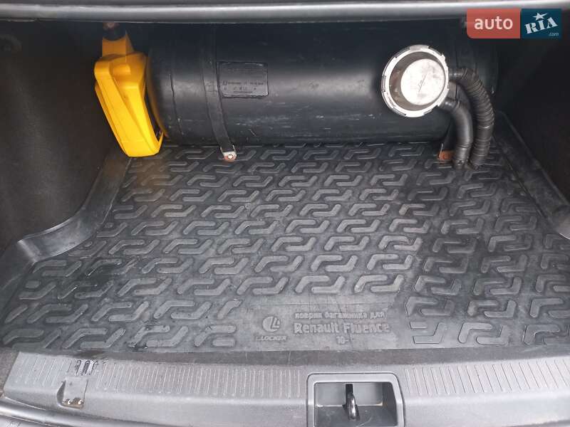 Седан Renault Fluence 2010 в Хмельницком фото 10 Седан Renault Fluence 2010 в Хмельницком
