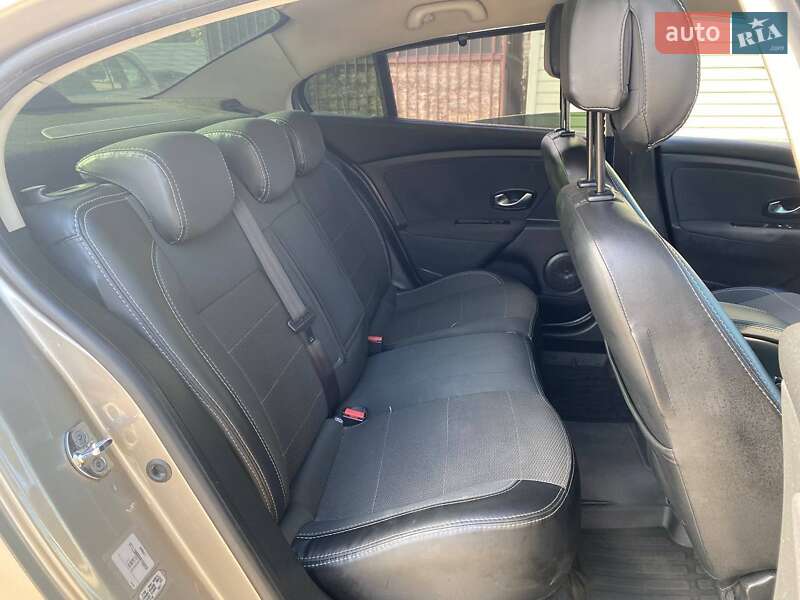 Седан Renault Fluence 2011 в Києві