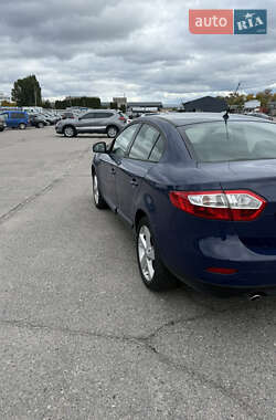 Седан Renault Fluence 2010 в 