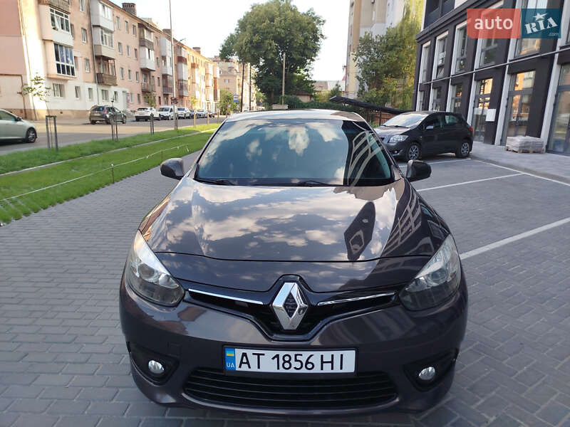 Седан Renault Fluence 2015 в Ивано-Франковске