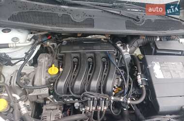 Седан Renault Fluence 2011 в 