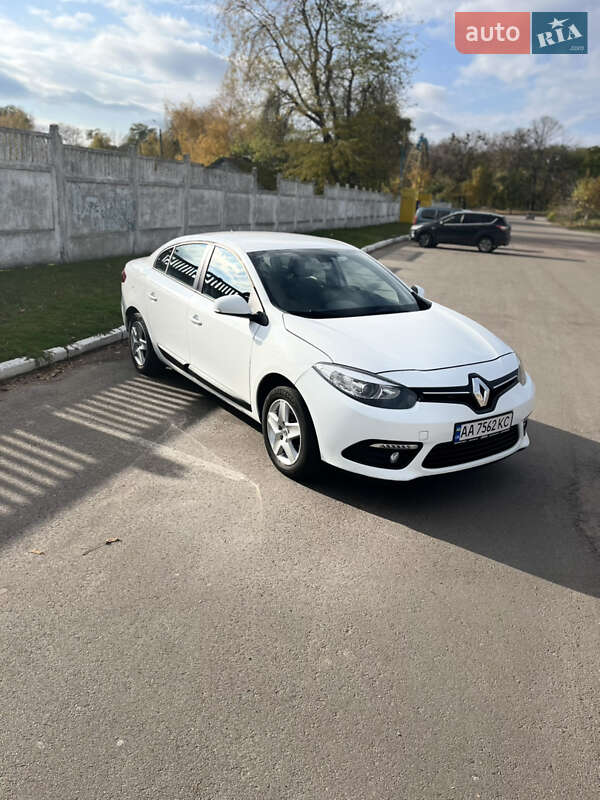 Седан Renault Fluence 2015 в Киеве