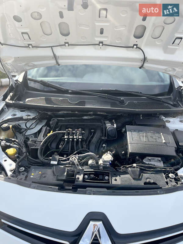 Седан Renault Fluence 2015 в Киеве