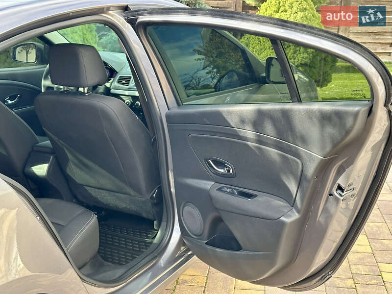 Седан Renault Fluence 2013 в Виннице фото 20 Седан Renault Fluence 2013 в Виннице