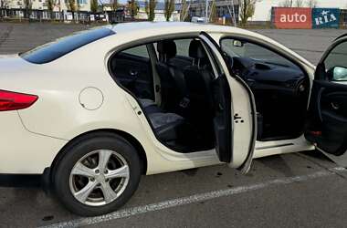 Седан Renault Fluence 2013 в Киеве