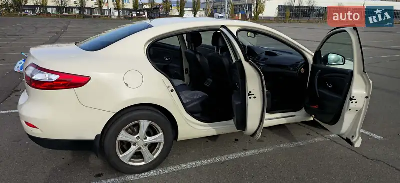 Renault Fluence 2013 VIN VF1LZBT0648471153 фото оголошення 12 з 67