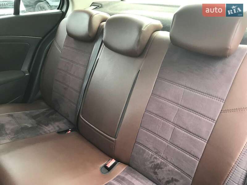 Седан Renault Fluence 2013 в Львове